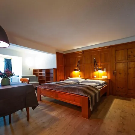 Quality Hosts Arlberg - Bergheim 4* 장크트안톤암아를베르크