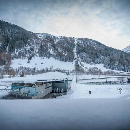 Quality Hosts Arlberg - Bergheim 장크트안톤암아를베르크