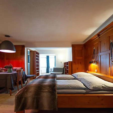 Quality Hosts Arlberg - Bergheim Otel