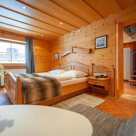 Otel Quality Hosts Arlberg - Bergheim