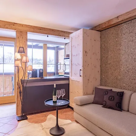 Quality Hosts Arlberg - Bergheim Otel 4*