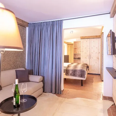 Quality Hosts Arlberg - Bergheim Otel Sankt Anton am Arlberg